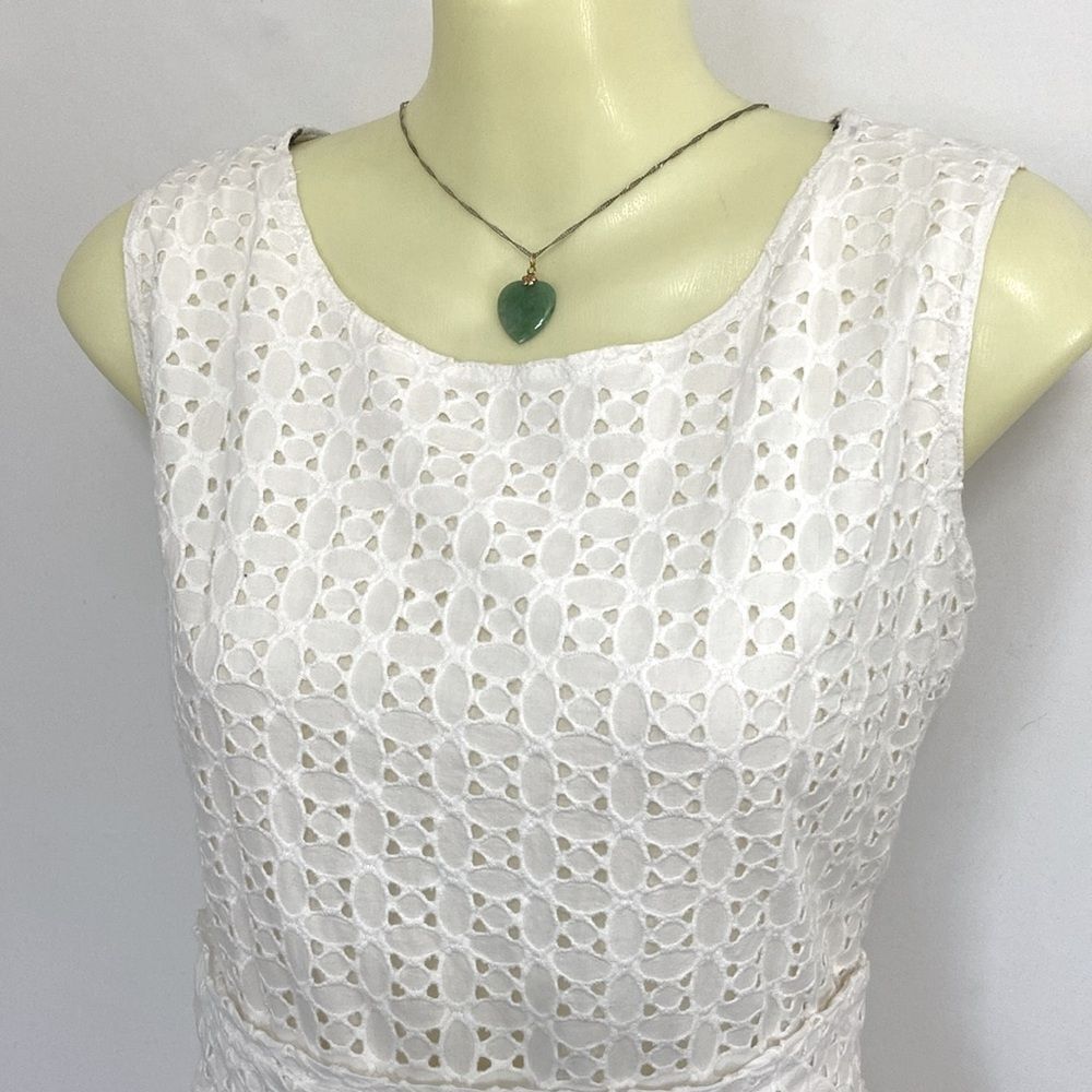 Burberry Dress White Eyelet Fit & Flare Fully Lined Sz Medium Nwot! - Picture 2 of 7